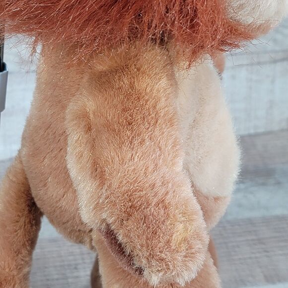 Lion Plush MAXIMILIAN Russ Berrie Fuzzy Mane Stuffed Animal Vintage - Picture 2 of 10
